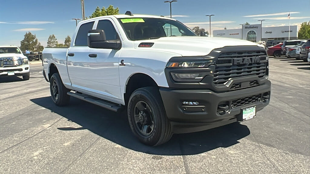 2025 RAM 3500 Tradesman Crew Cab 4WD