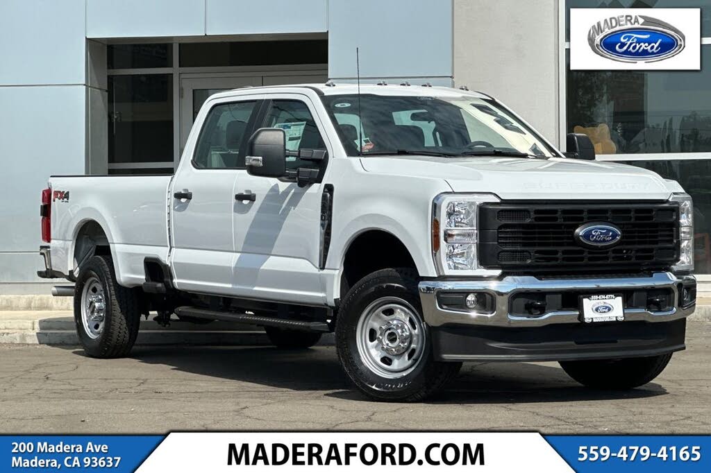 2025 Ford F-350 Super Duty XL Crew Cab 4WD
