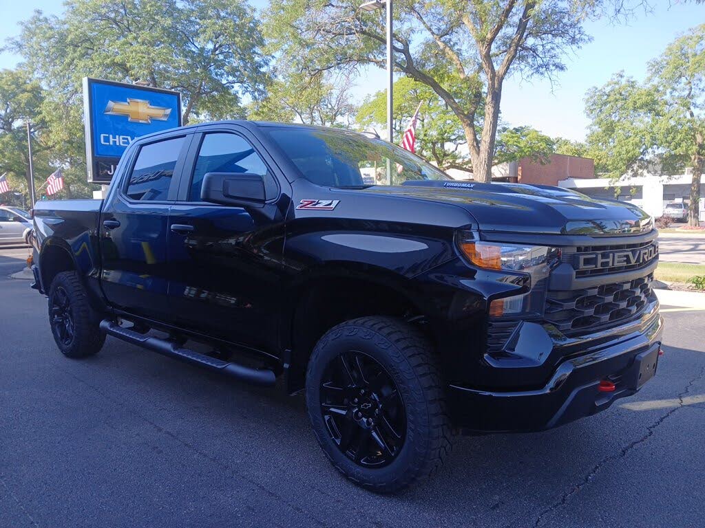 2026 Chevrolet Silverado 1500 Custom Trail Boss Crew Cab 4WD