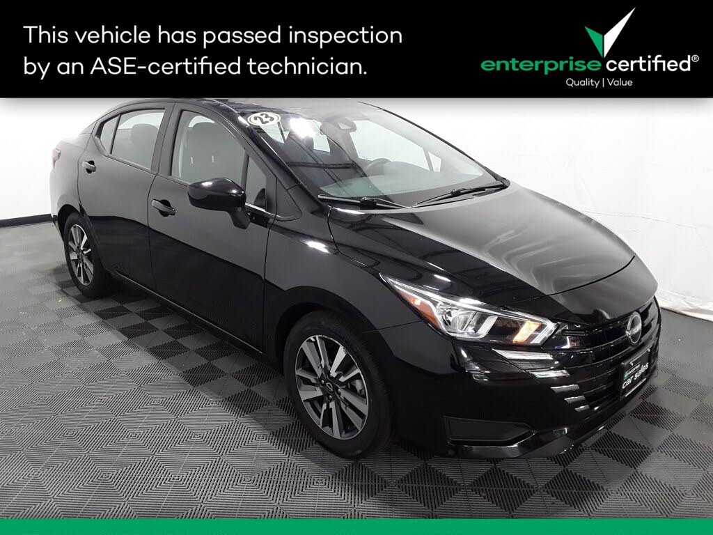 2023 Nissan Versa SV FWD