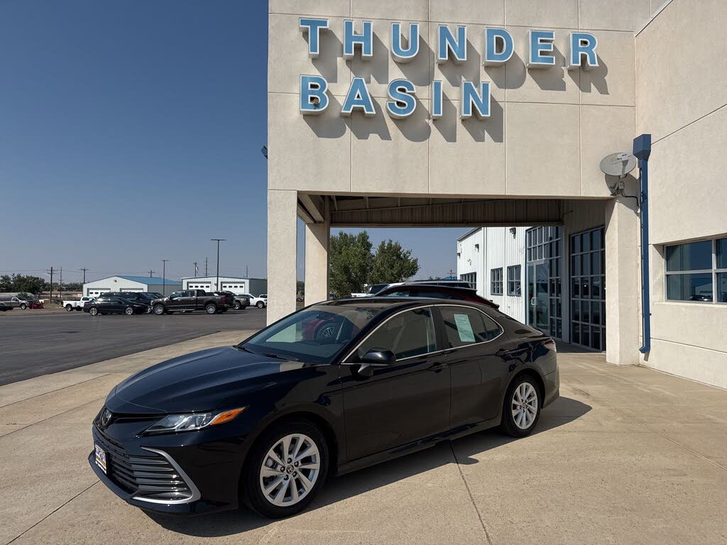 2024 Toyota Camry LE FWD