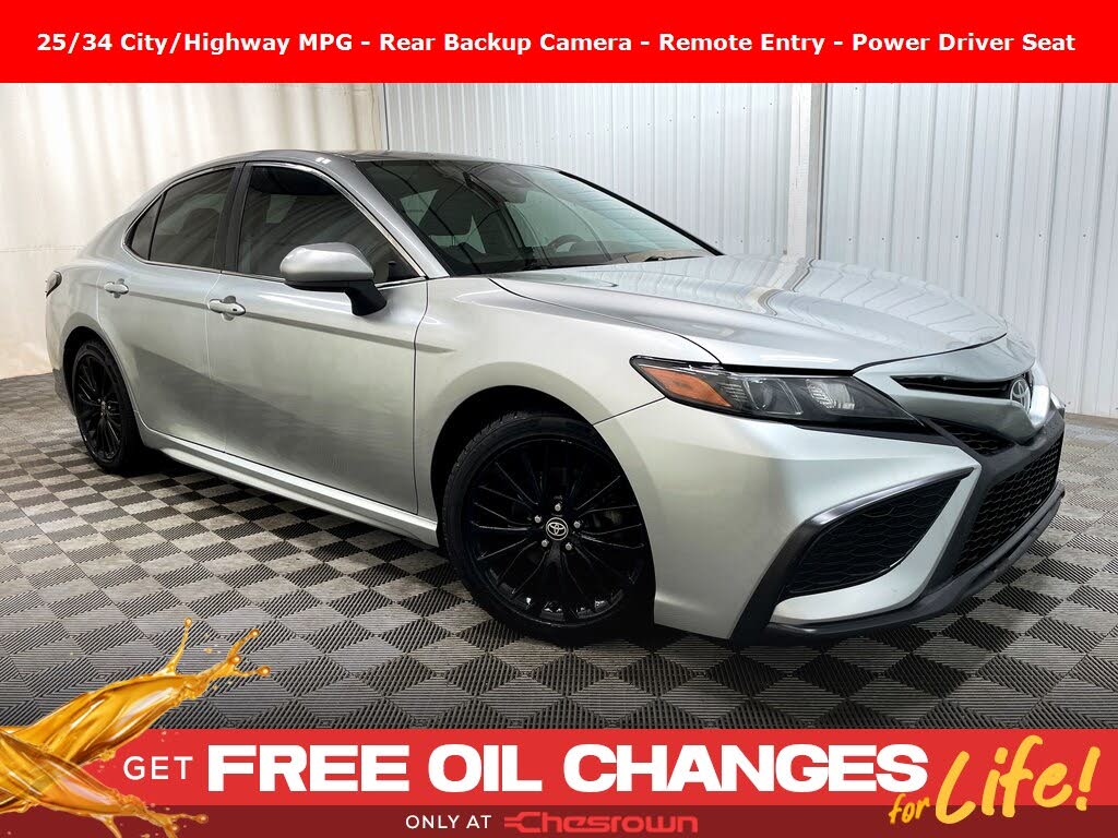 2021 Toyota Camry SE AWD