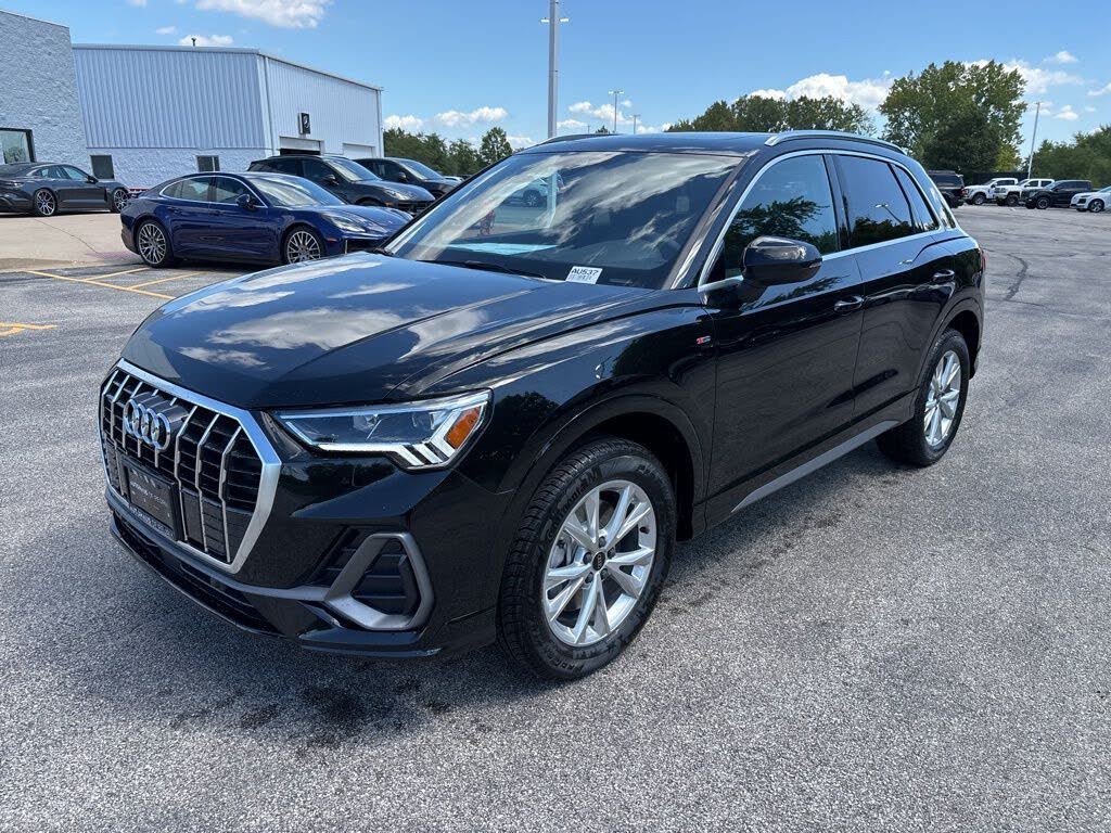 2025 Audi Q3 quattro Premium S Line 45 TFSI