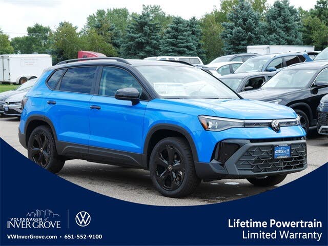 2025 Volkswagen Taos SE Black 4Motion