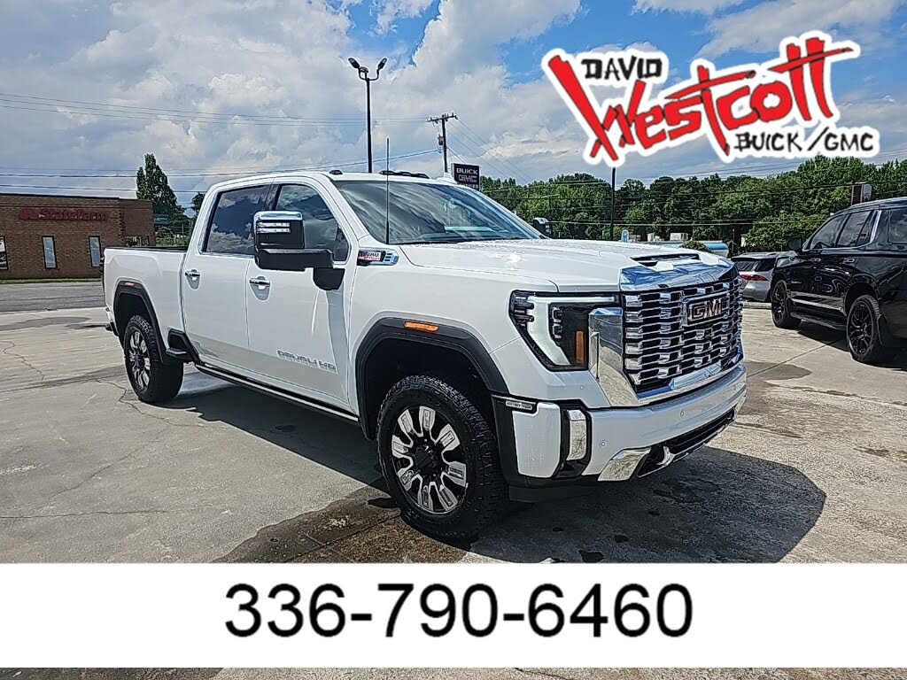 2025 GMC Sierra 2500HD Denali Crew Cab 4WD