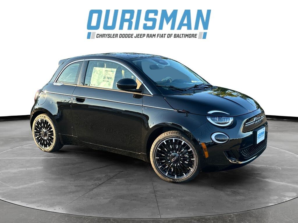 2025 FIAT 500e Giorgio Armani FWD