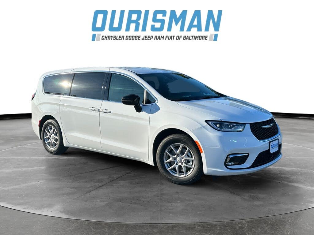 2026 Chrysler Pacifica Select FWD