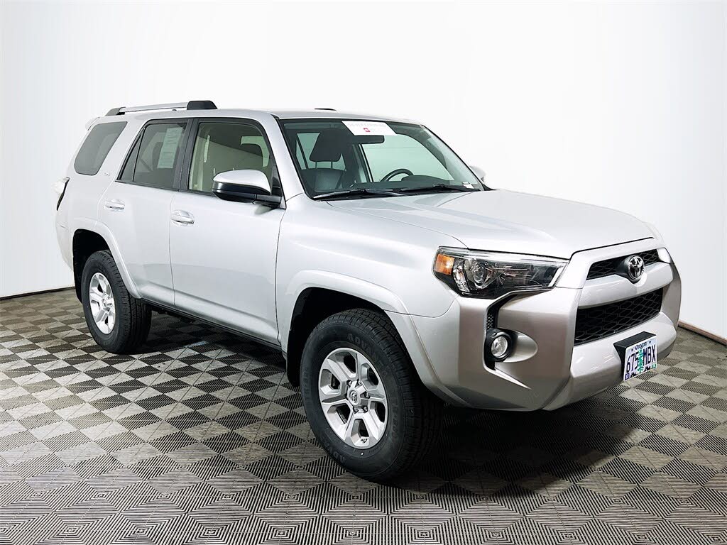 2019 Toyota 4Runner SR5 4WD