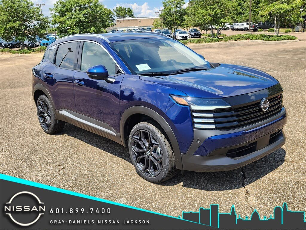 2025 Nissan Kicks SR FWD