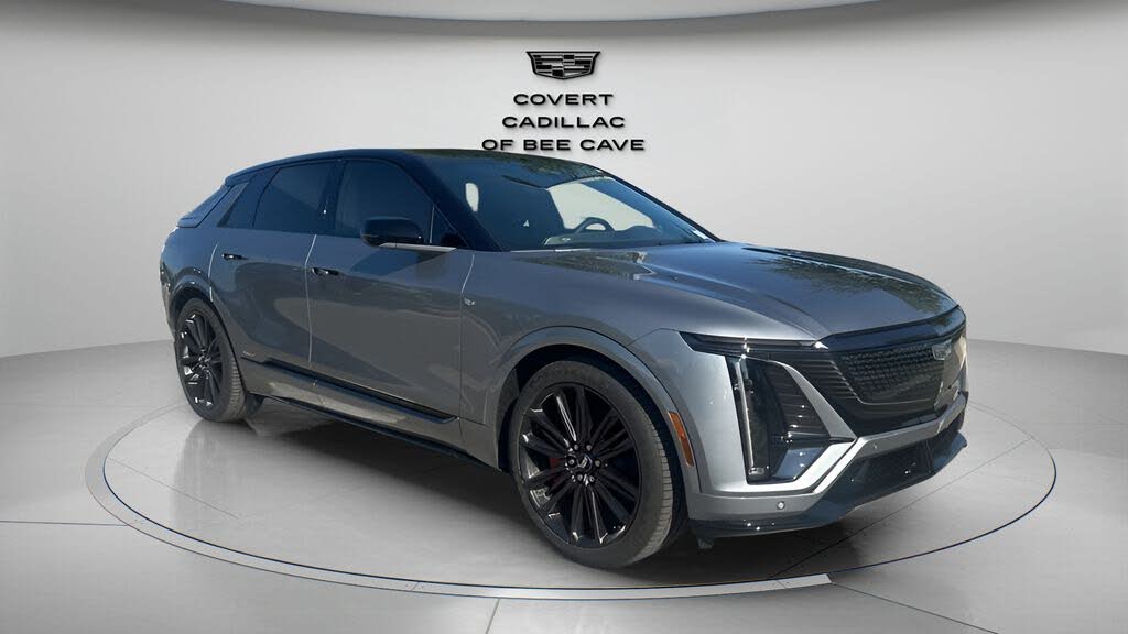 2026 Cadillac LYRIQ-V AWD