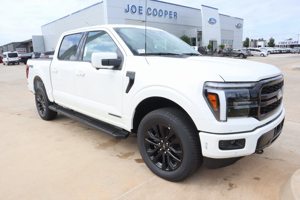 2025 Ford F-150 Lariat SuperCrew 4WD