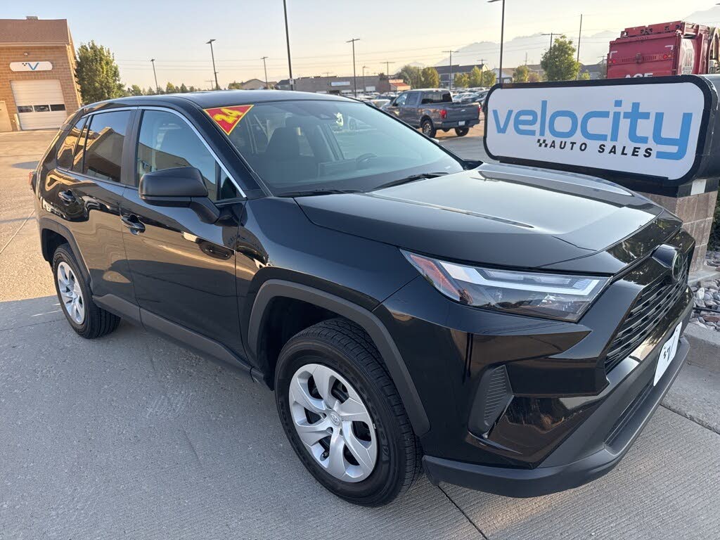 2024 Toyota RAV4 LE AWD
