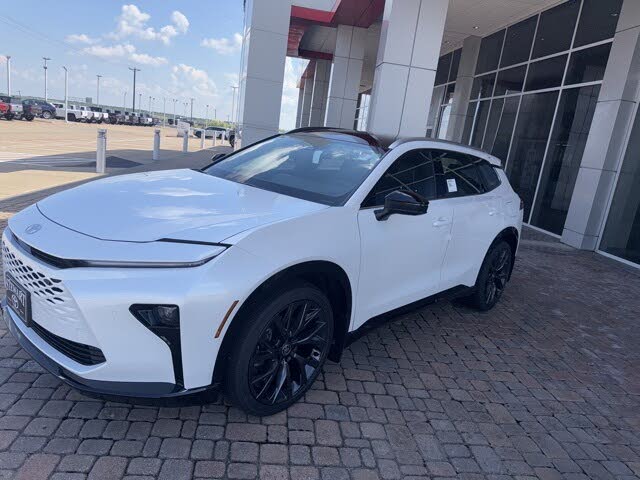 2025 Toyota Crown Signia Limited AWD