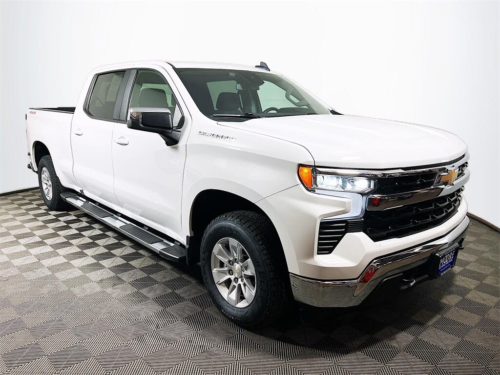 2024 Chevrolet Silverado 1500 LT Crew Cab 4WD