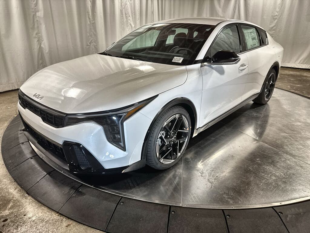 2025 Kia K4 GT-Line FWD