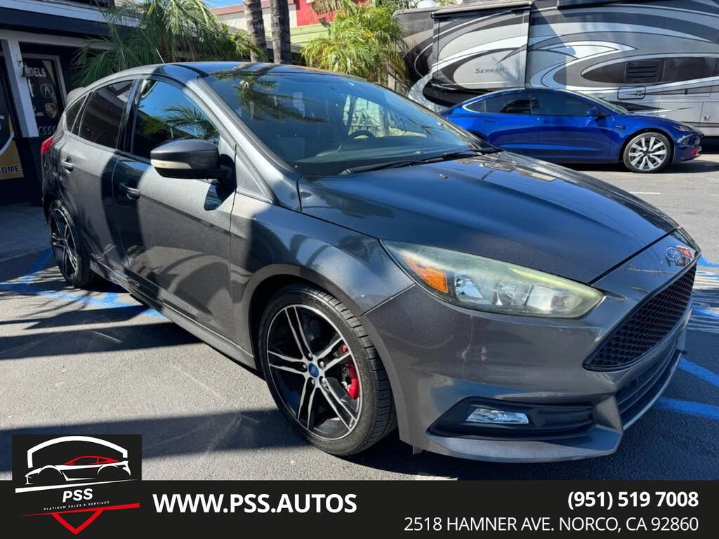 2017 Ford Focus ST