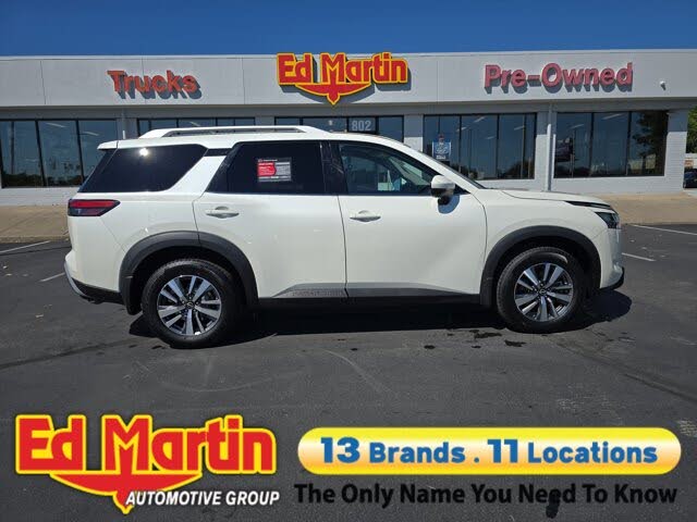 2024 Nissan Pathfinder SL 4WD
