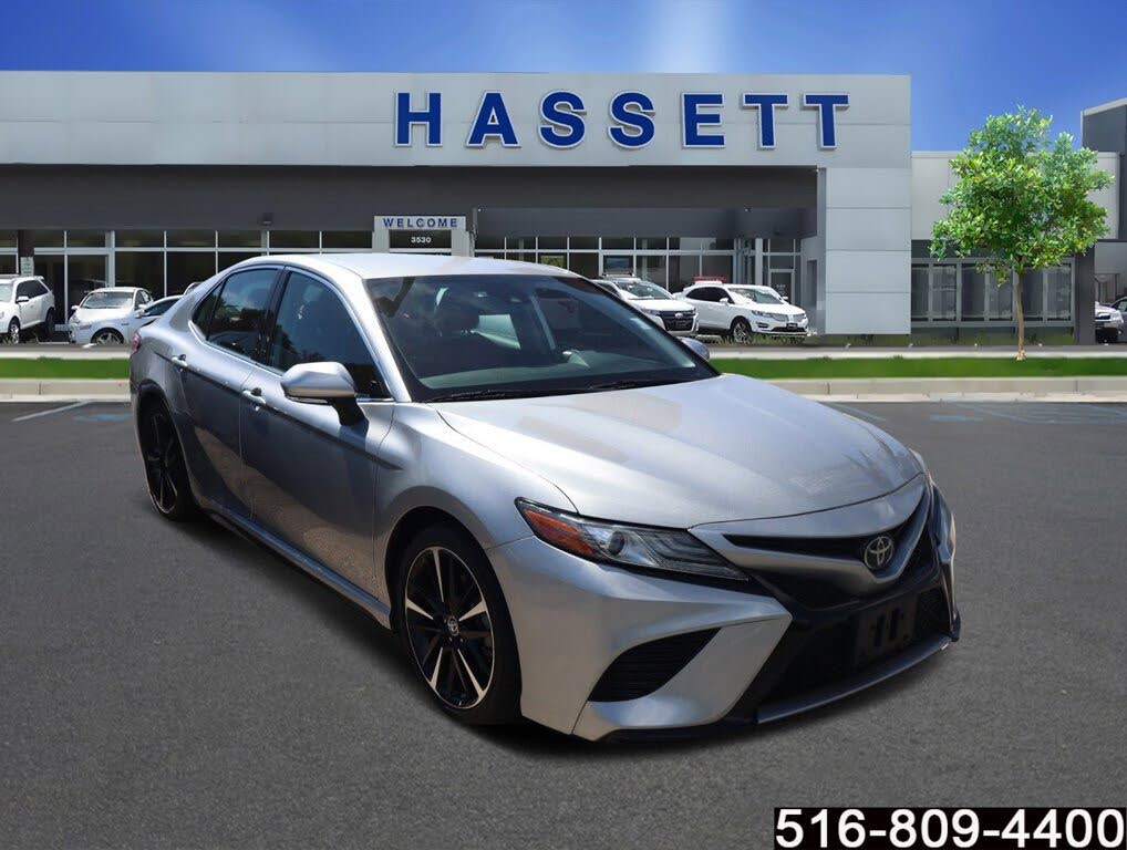 2019 Toyota Camry XSE FWD