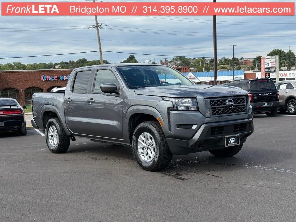 2024 Nissan Frontier SV Crew Cab 4WD