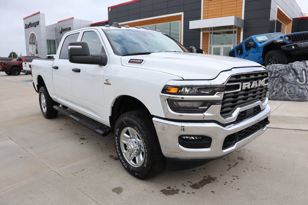 2026 RAM 2500 Tradesman Crew Cab 4WD
