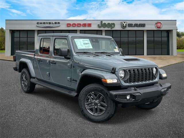 2025 Jeep Gladiator Sport S Crew Cab 4WD