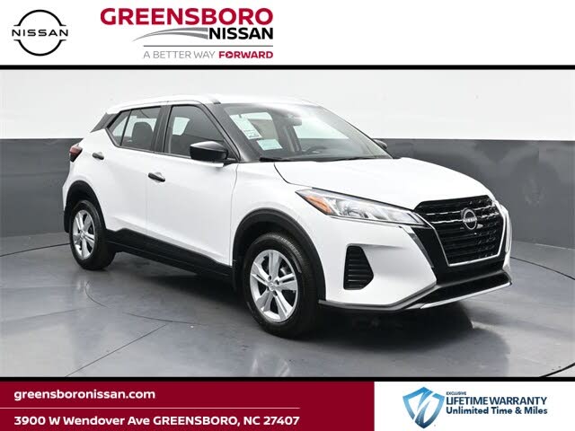 2025 Nissan Kicks Play S FWD