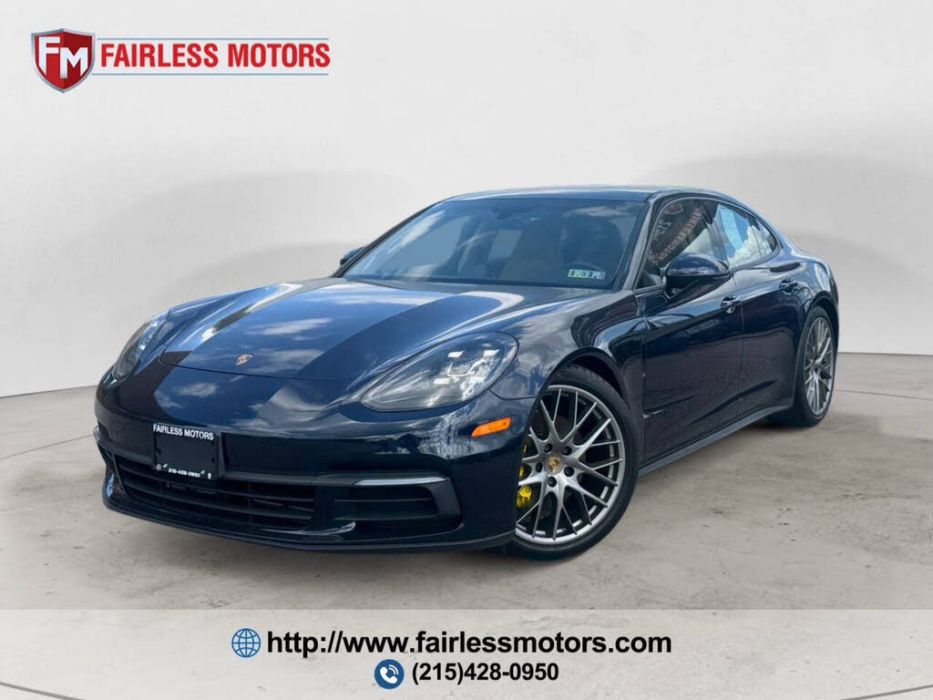 2017 Porsche Panamera 4