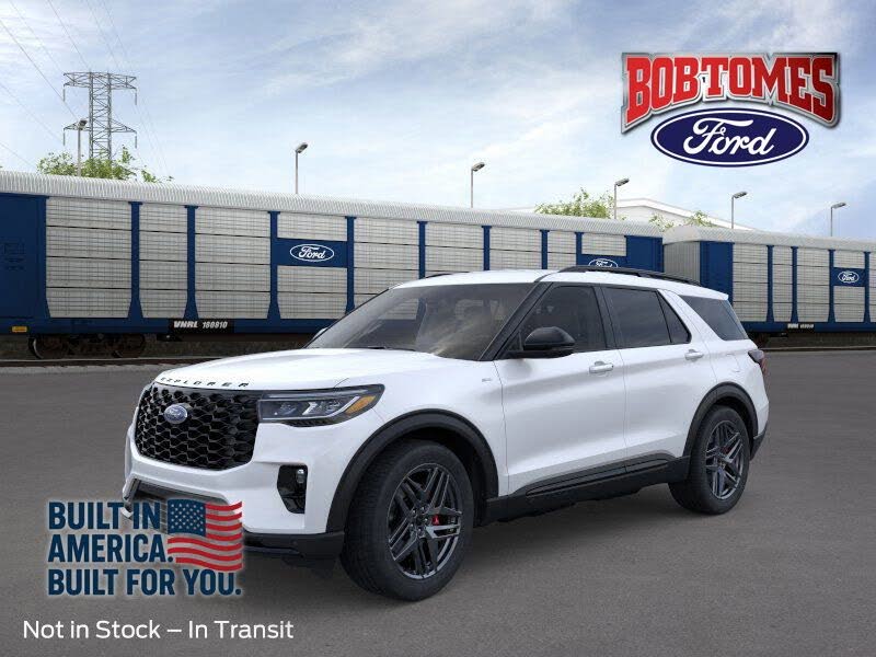2025 Ford Explorer ST-Line RWD