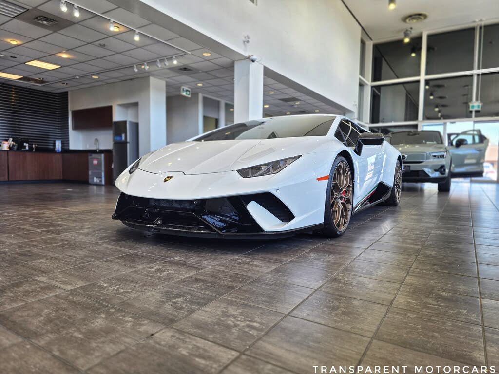 2018 Lamborghini Huracan LP 640-4 Performante Coupe AWD
