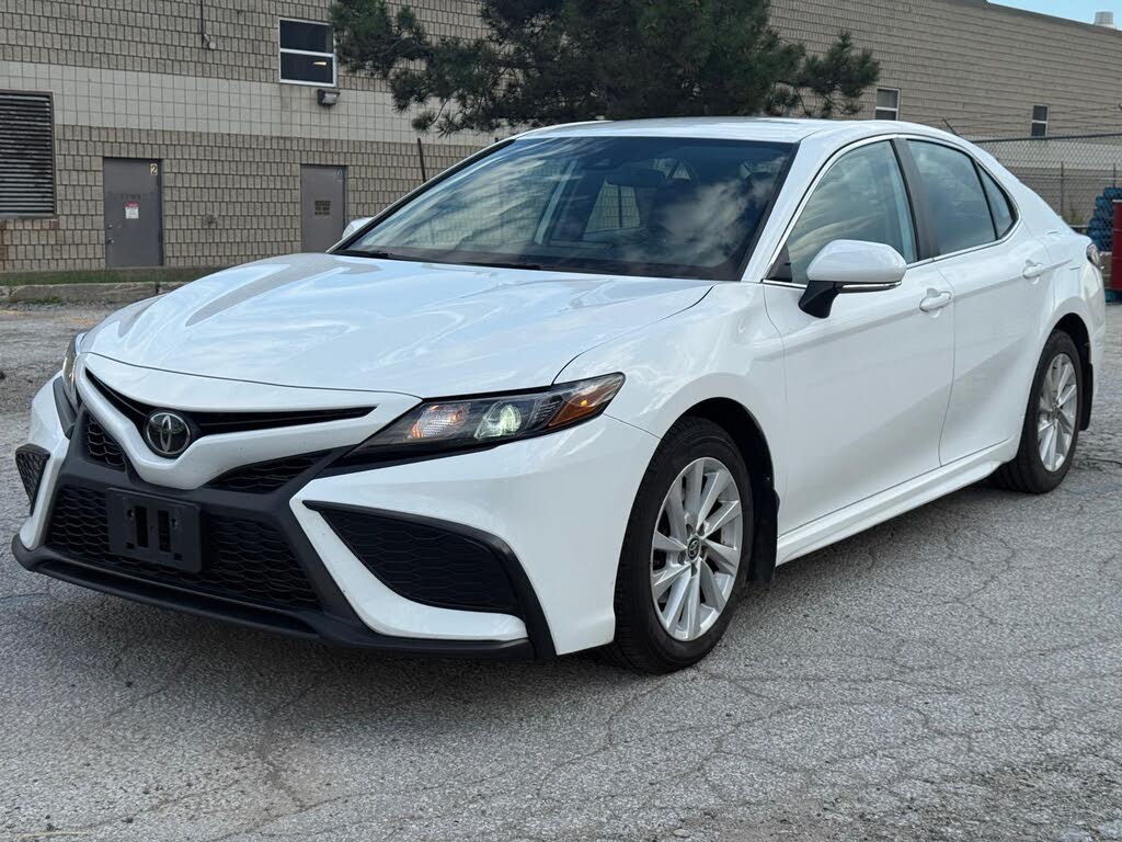 2022 Toyota Camry SE FWD