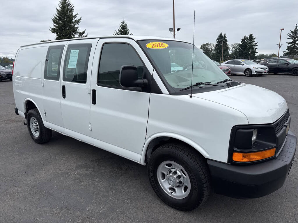 2016 Chevrolet Express Cargo 2500 RWD