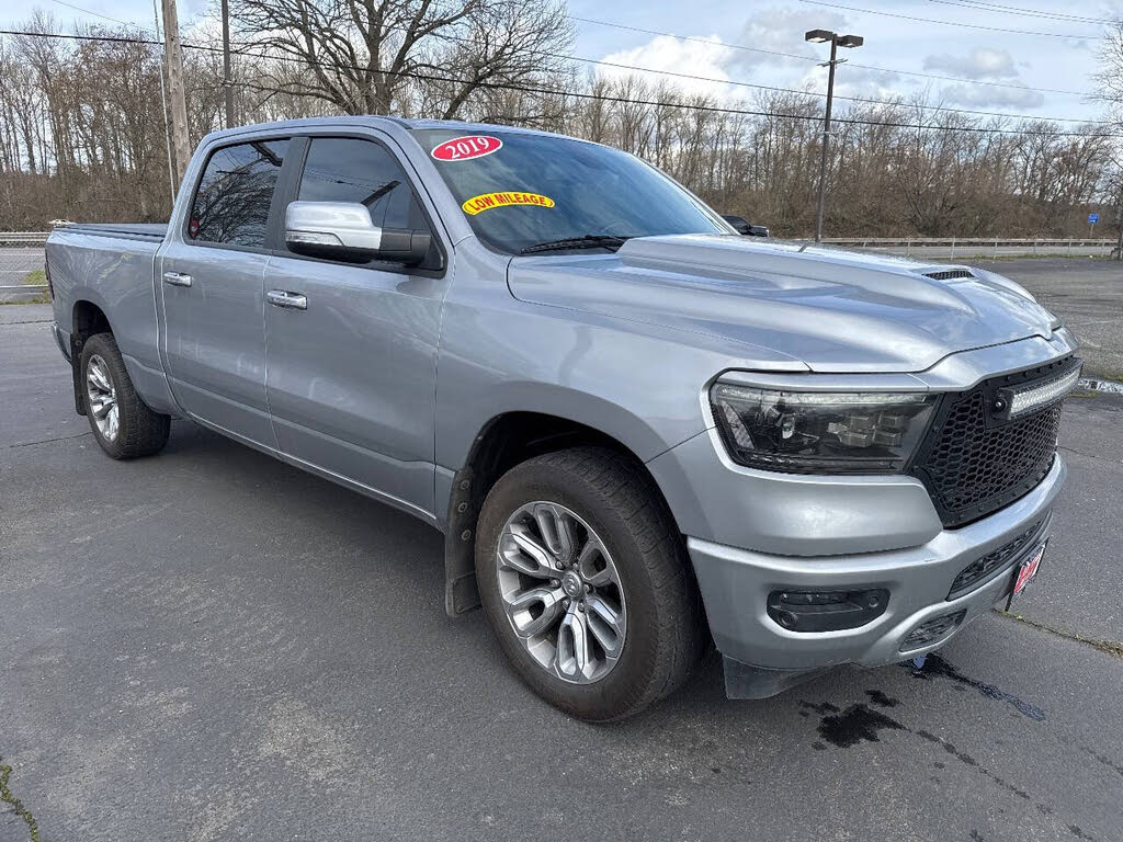 2019 RAM 1500 Sport Crew Cab 4WD