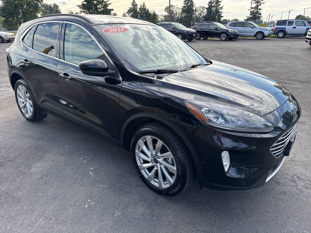 2021 Ford Escape Titanium AWD