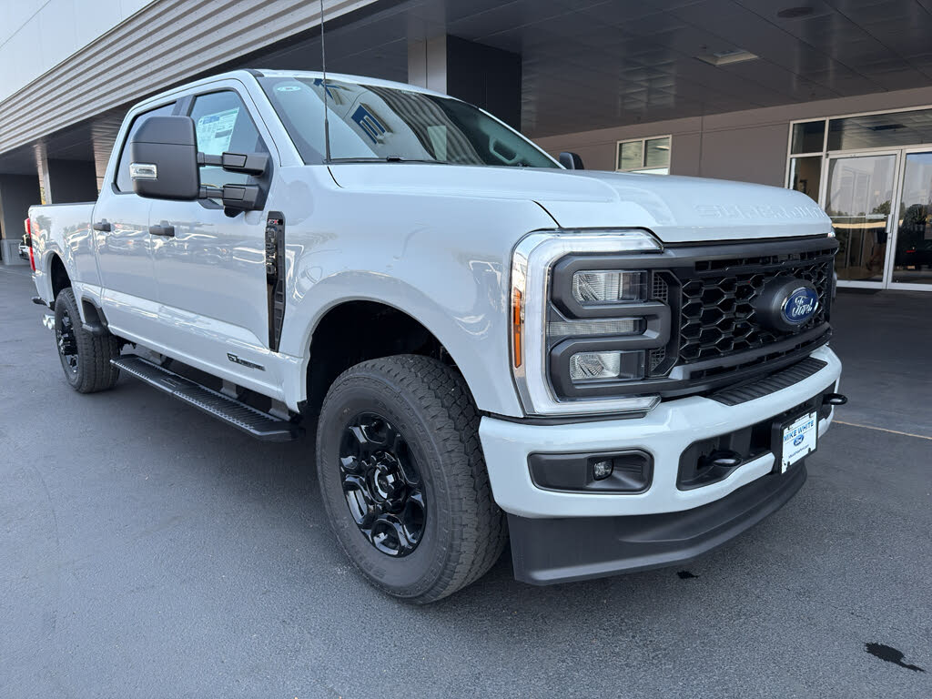 2026 Ford F-250 Super Duty XL Crew Cab 4WD