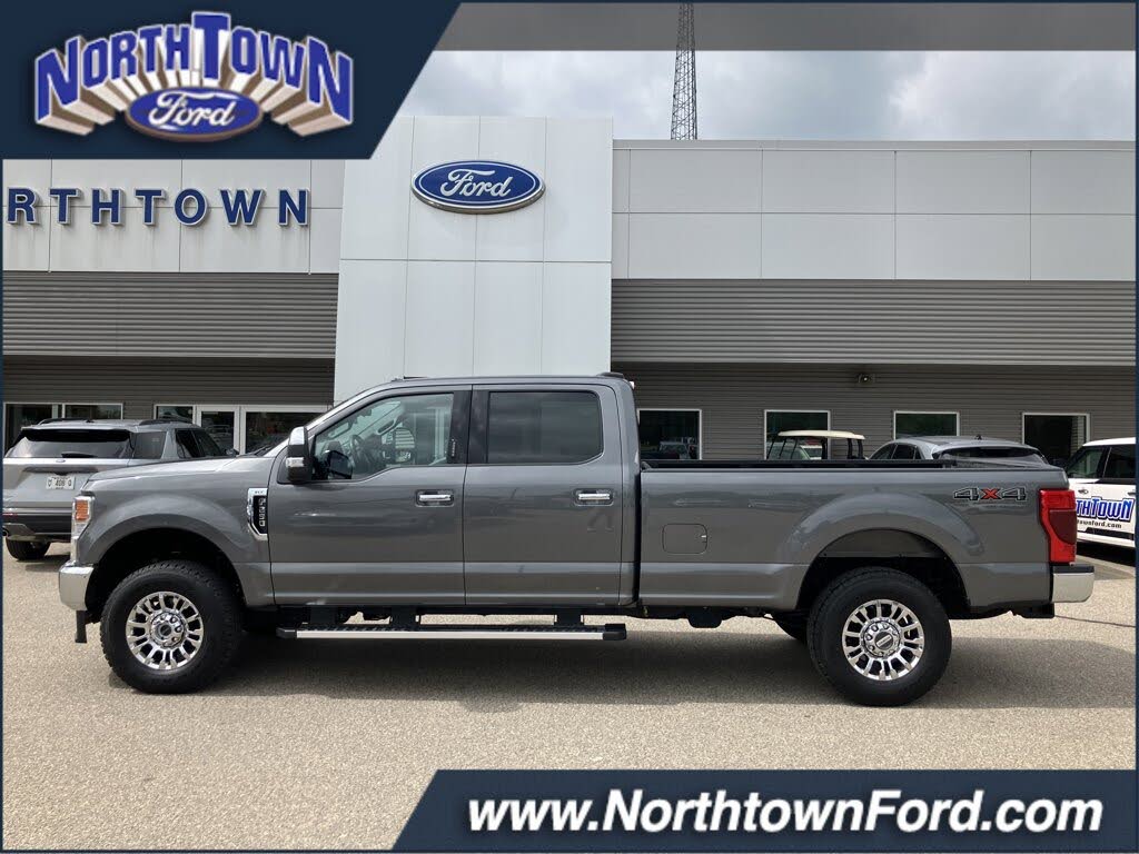 2022 Ford F-250 Super Duty XLT Crew Cab 4WD