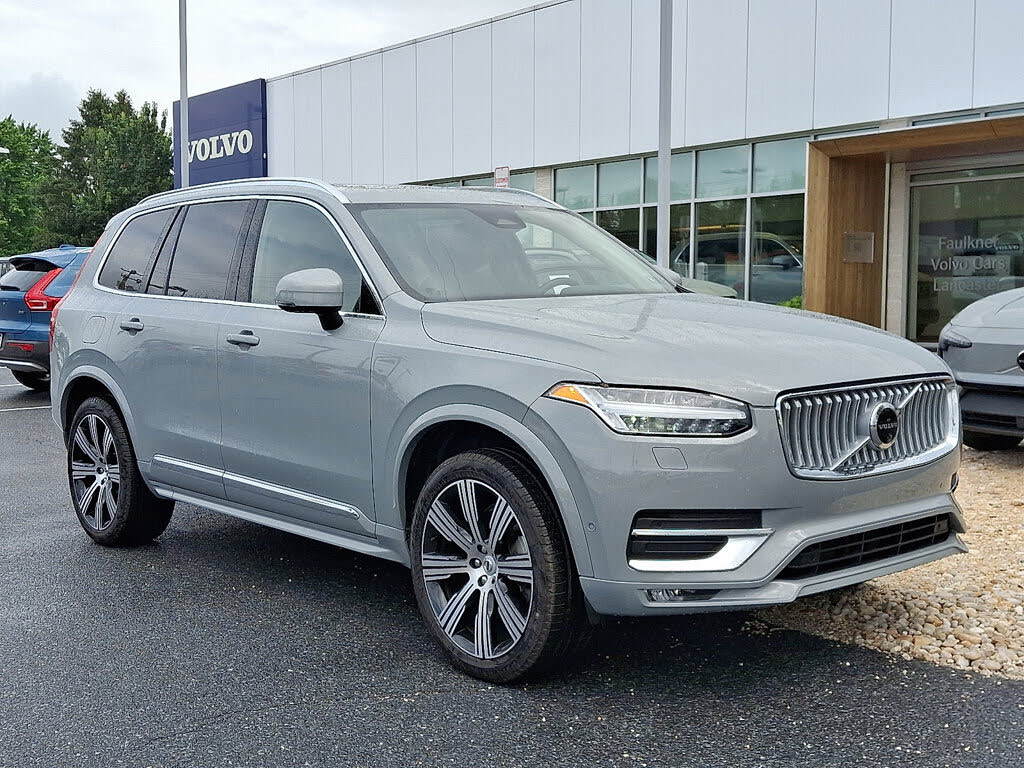 2025 Volvo XC90 B6 Plus Bright Theme 6-Passenger AWD