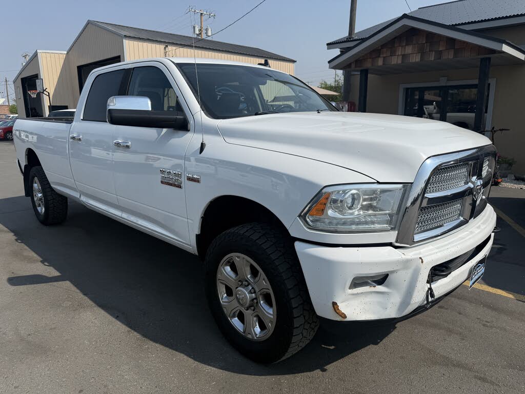 2015 RAM 3500 Laramie Limited Crew Cab LB 4WD
