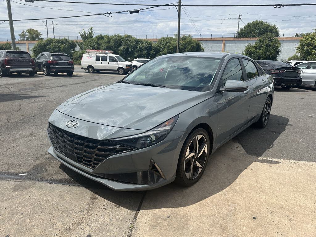 2021 Hyundai Elantra Limited FWD