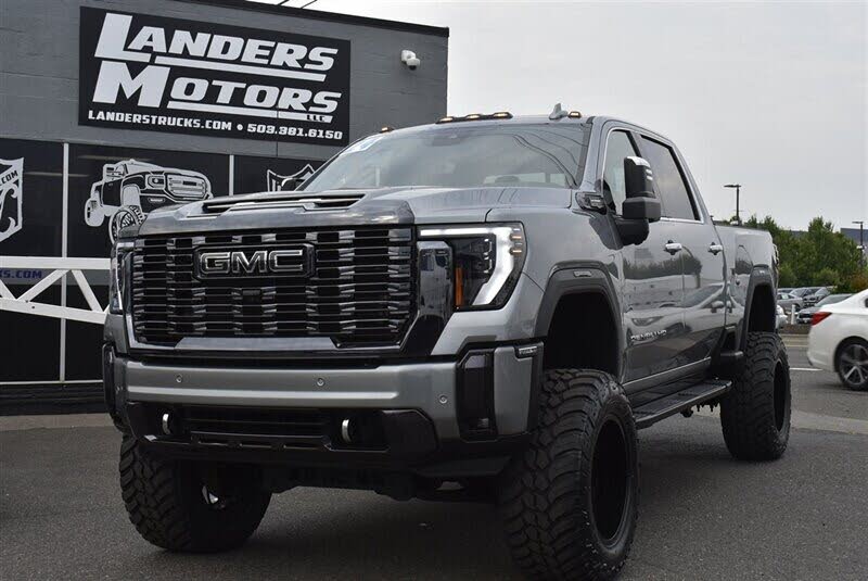 2024 GMC Sierra 3500HD Denali Ultimate Crew Cab 4WD