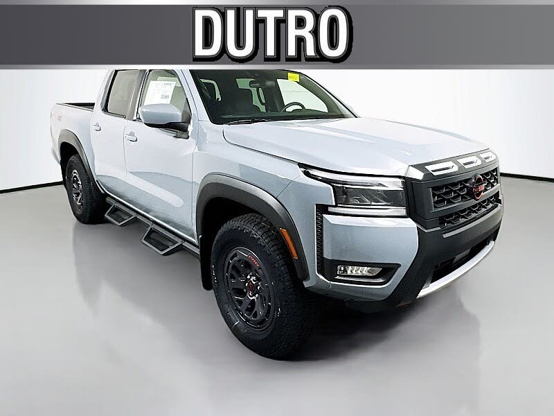 2025 Nissan Frontier PRO-4X Crew Cab 4WD