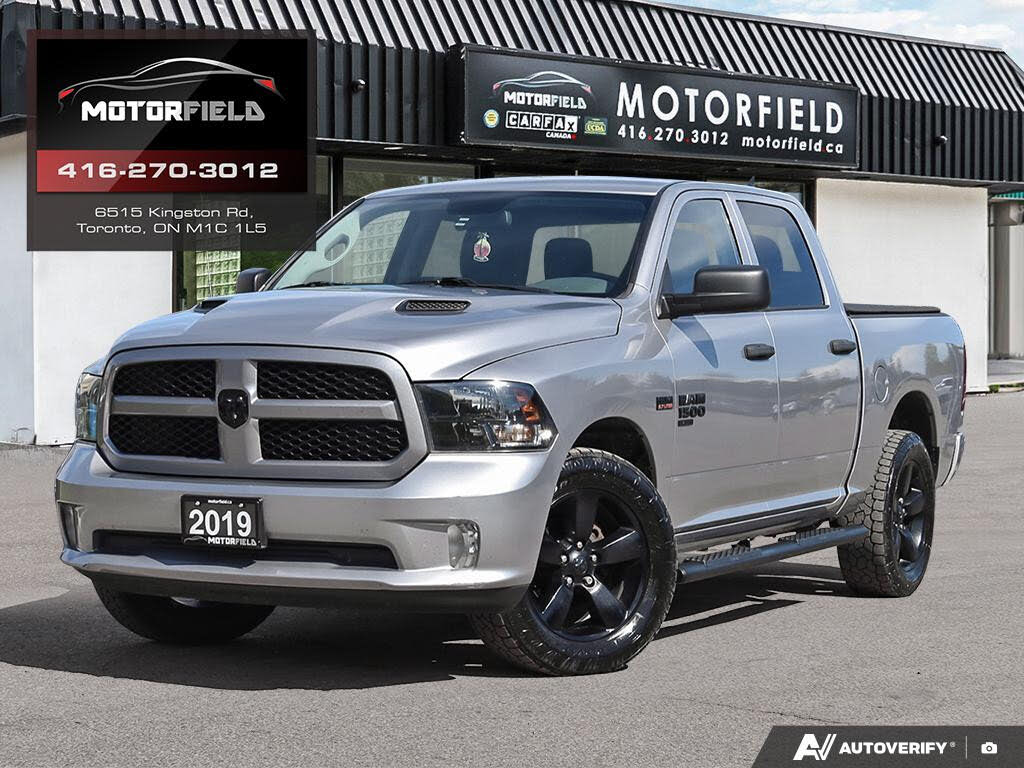 RAM 1500 Classic Express Crew Cab 4WD 2019