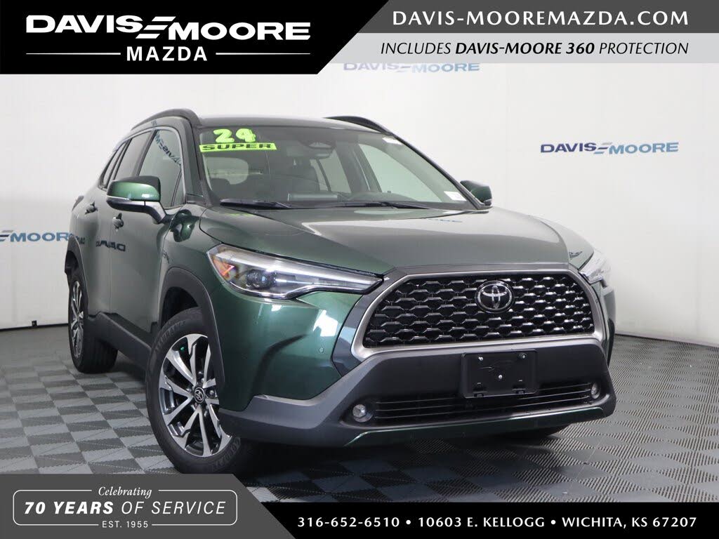 2024 Toyota Corolla Cross XLE FWD