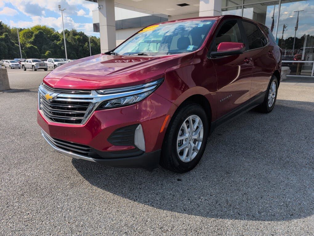 2023 Chevrolet Equinox LT FWD with 1LT