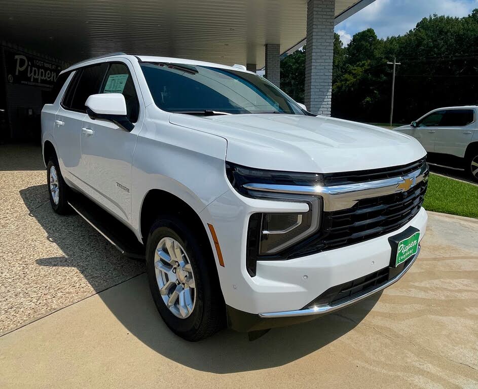 2025 Chevrolet Tahoe LS RWD