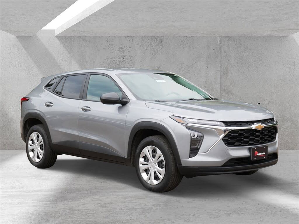 2024 Chevrolet Trax LS FWD