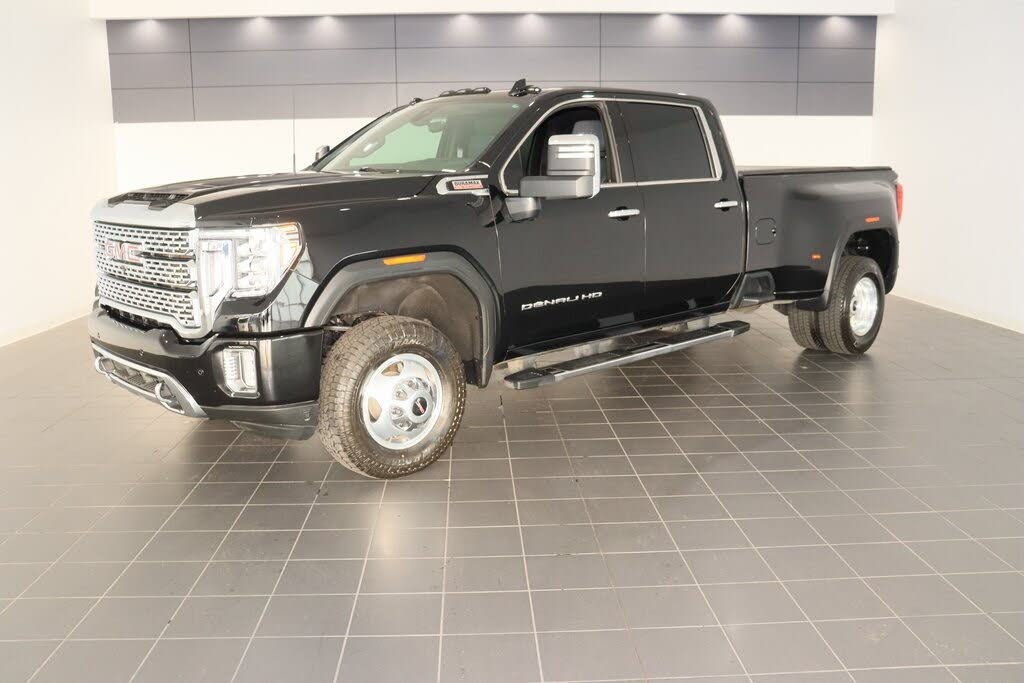 2022 GMC Sierra 3500HD Denali Crew Cab 4WD