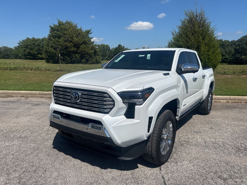 2025 Toyota Tacoma Limited Double Cab 4WD
