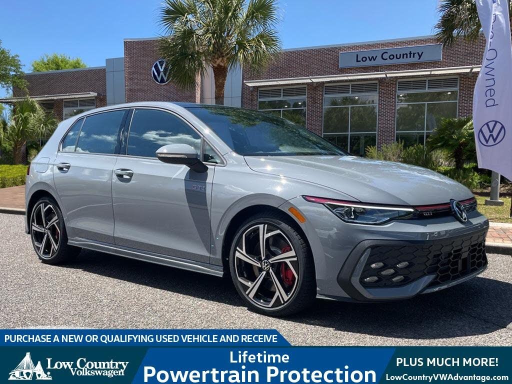 2025 Volkswagen Golf GTI SE FWD
