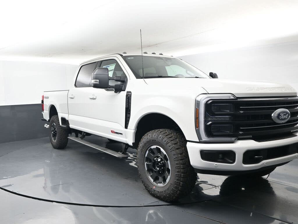 2026 Ford F-250 Super Duty Platinum Crew Cab 4WD