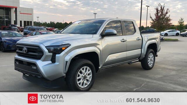2024 Toyota Tacoma SR5 Double Cab 4WD